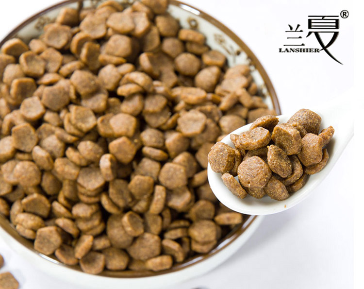 成年犬狗糧挑的好還能提高免疫力？蘭夏魚(yú)肉馬鈴薯成犬糧滿足成年犬營(yíng)養(yǎng)所需